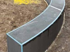 curved garden